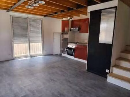 location maison à mouzillon (44330) : à louer / 49m² mouzillon