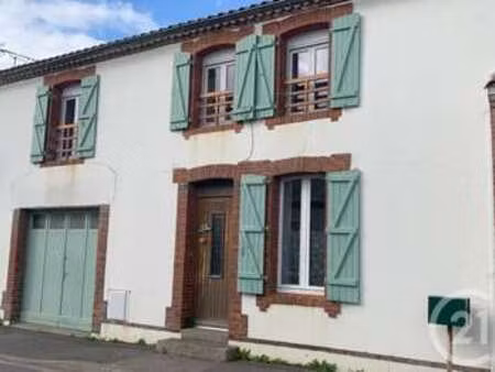 location maison à nieul-le-dolent (85430) : à louer / 129m² nieul-le-dolent