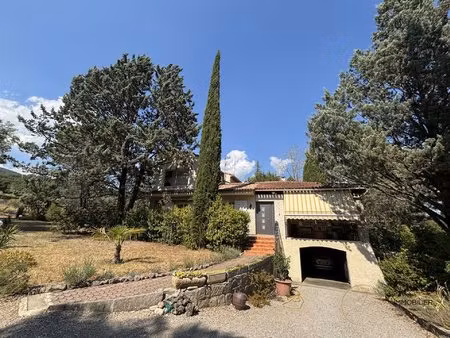 maison de 115 m² sur 3 900 m² de terrain beau potentiel d'