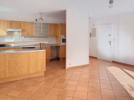location appartement 3 pièces 66m² mougins 06250