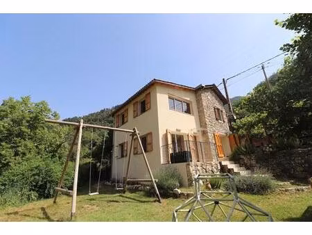location maison 4 pièces 118m² luceram 06440