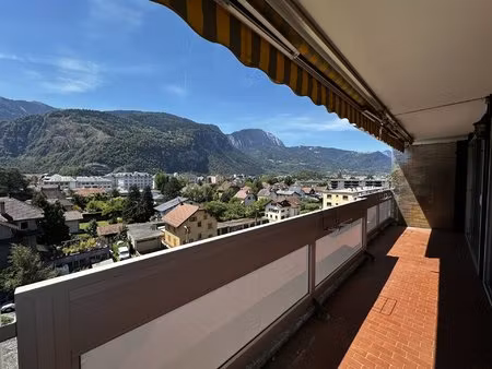 t4 96 34m² résidence de standing avec piscines  balcon  garage