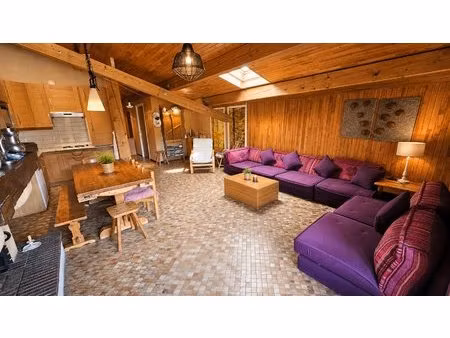 penthouse à rénover avec garage et cheminée
