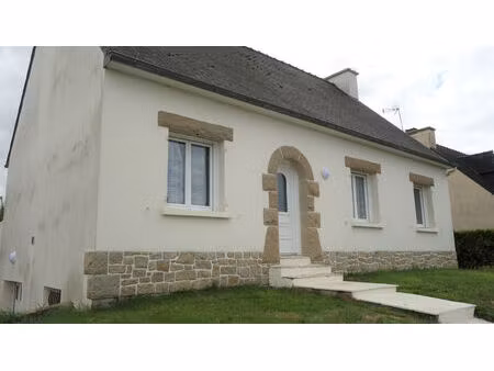 location maison 4 pièces 79m²