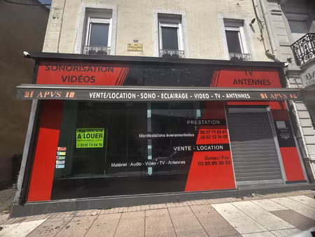 location local commercial 93m² le creusot 71200