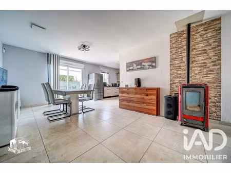 vente maison 4 pièces 103 m² à charly-oradour (57640)  250 000 €