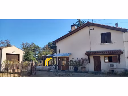maison de 186 m2 avec grand terrain de 3 369 m2 à cartelègue