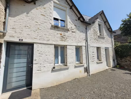 vente maison 7 pièces  138.00m²  rougé