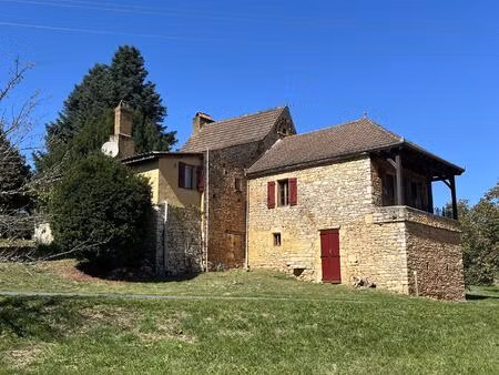 belle maison en pierre magnifiquement rénovée