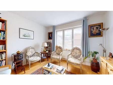 appartement à vendre avec terrasse et 2 chambres   la hulpe (vbe49259)