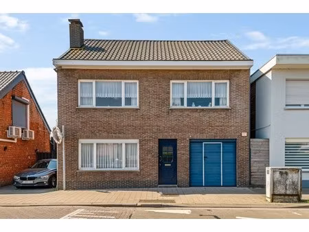 huis te koop in zandvliet met 3 slaapkamers