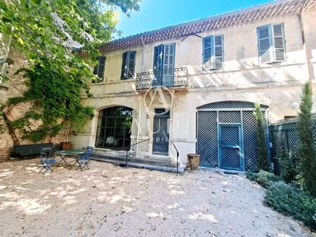 maison de caractère à vendre à saint-rémy-de-provence proche centre historique