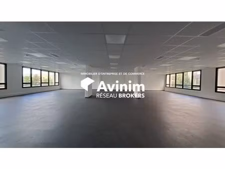 prestigieux bureau de 240 m2 en location - épagny  auvergne-rhône-alpes