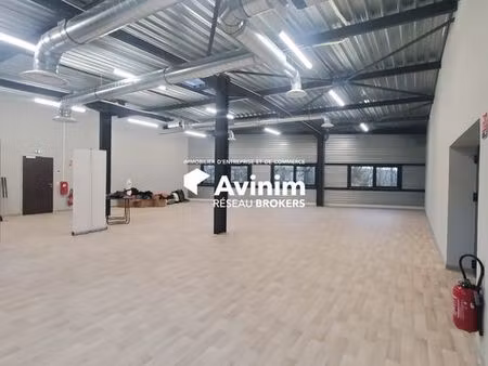 bureau de prestige de 183 m2 en location - annecy  france