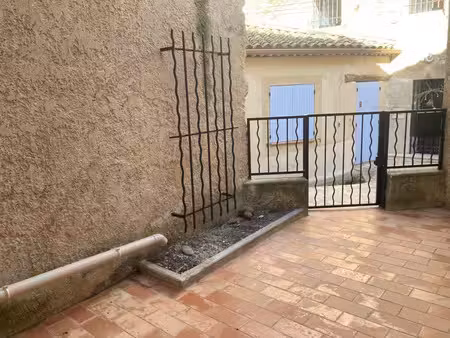 location appartement 2 pièces 41 m² à lambesc (13410)