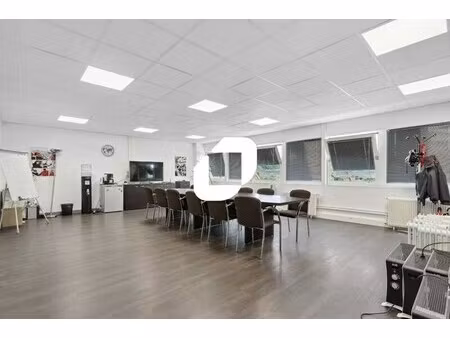 location entrepôt le blanc mesnil 93150 1718m² à 5151m²