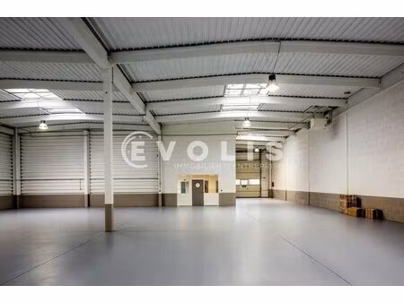 location local d’activités sainte genevieve des bois 91700 649m²