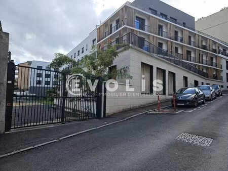 location local d’activités vanves 92170 138m² à 285m²