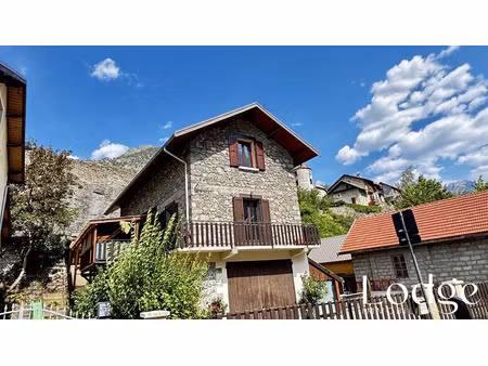 vente maison 6 pièces 145m2 l'argentière-la-bessée 05120 - 329000 € - surface privée