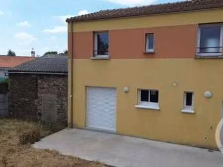 vente maison à landemont (49270) : à vendre / 85m² landemont