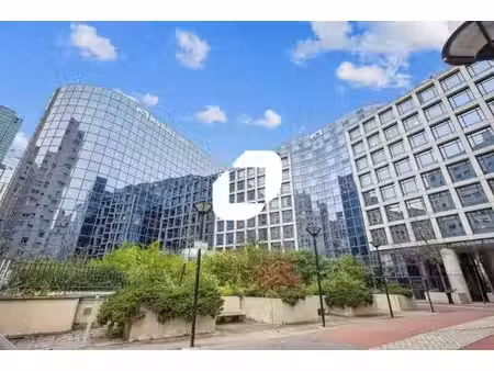 location bureaux courbevoie 92400 70m² à 1750m²