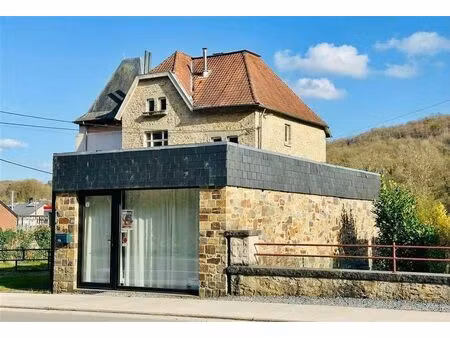 surface industrielle à vendre de 32 m² à hastière-lavaux (vbe49164)