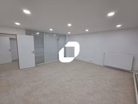 location bureaux 134 m² à 462 m²