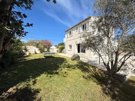 belle maison 6 pieces à environ 900 m plage et centre ville