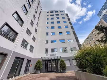 location bureaux 167m²