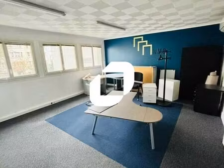 location bureaux 110 m² à 220 m²