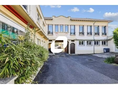 location bureaux 210 m² à 445 m²