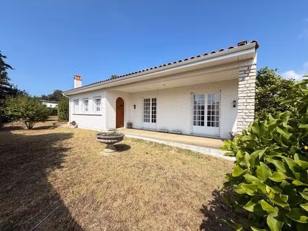 maison 4 pieces + garage proche des commerces et de la plage de pontaillac