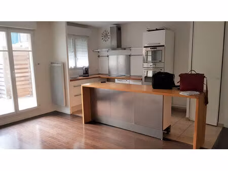 location appartement 3 pièces  60.56m²  bussy