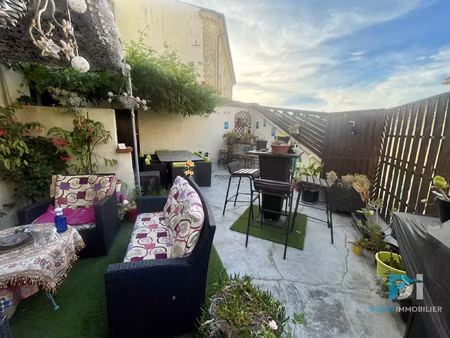 montblanc  maison de ville avec terrasse et garage.