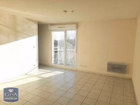location appartement 2 pièces 45m² chinon 37500