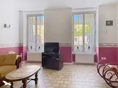 maison en pierre de 3 pièces principales
