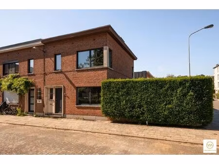 huis te koop in wilrijk met 3 slaapkamers