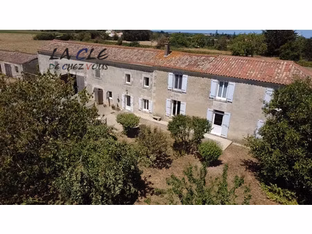achat maison 6 pièces 176m² st pierre le vieux 85420