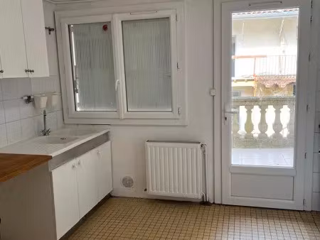 vente immeuble auch (32000)