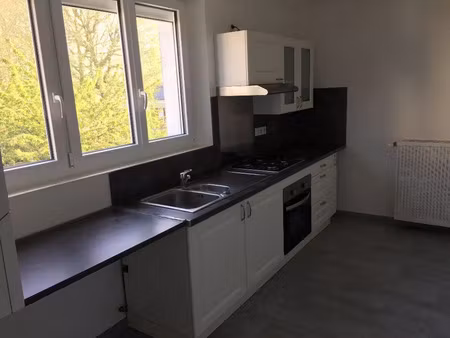 location appartement 3 pièces 77 m² à tours (37100)