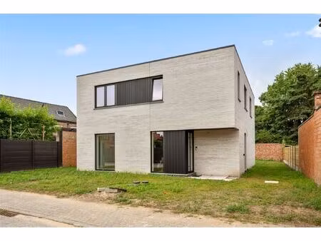 huis te koop in walem met 4 slaapkamers