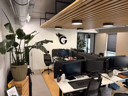 location bureau 72 m² à tours (37000)