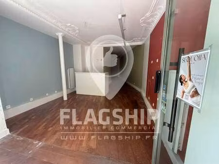 location commerce paris 75015 75m²