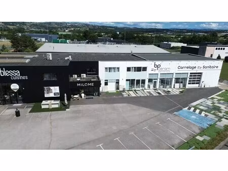location commerce andrezieux boutheon 42160 550m²