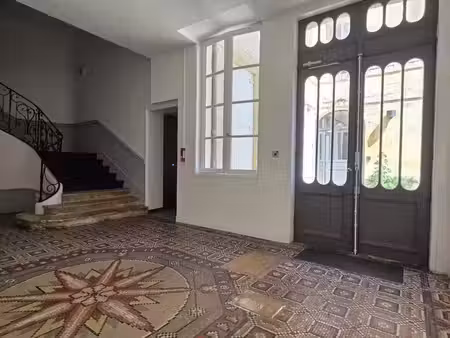 vente appartement rochefort 17300 - - surface privée