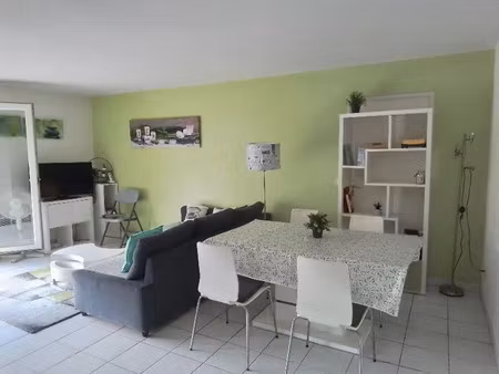 location appartement 2 pièces 44 m² à bordeaux (33000)