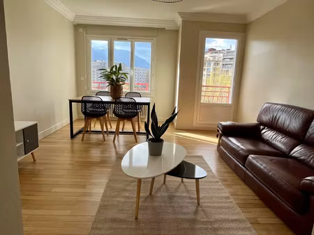 location appartement 3 pièces 74 m² à grenoble (38000)
