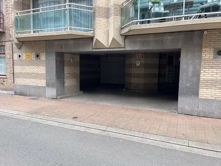 garage à vendre à knokke € 85.000 (lqi9v) - era servimo (knokke) | zimmo