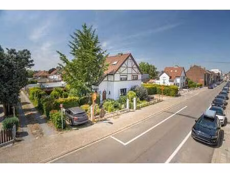 maison 3 chambres avec jardin et parking | hal | peb d