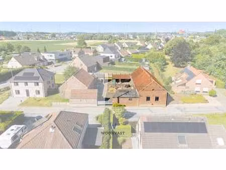 ferme authentique avec potentiel à merchtem !
